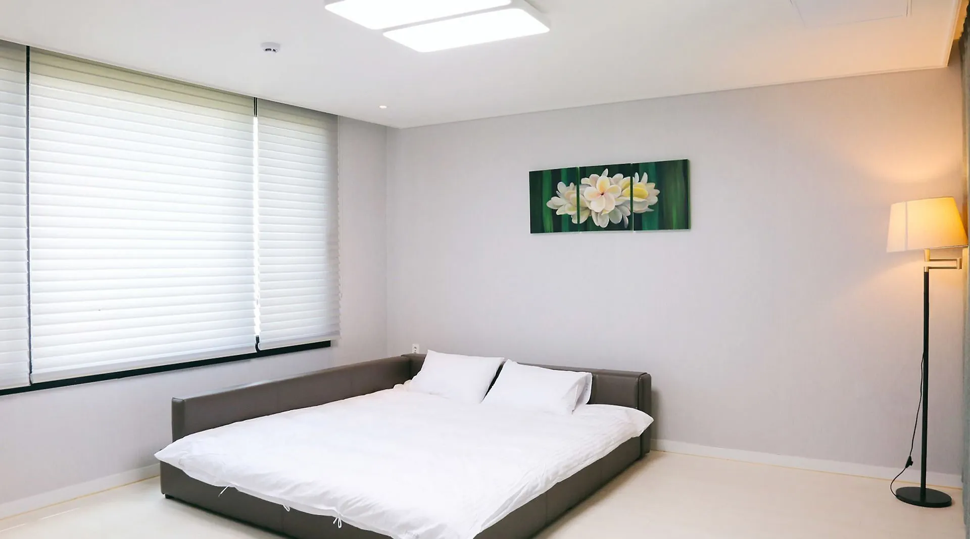 Plumeria Pension Jeju Holiday home