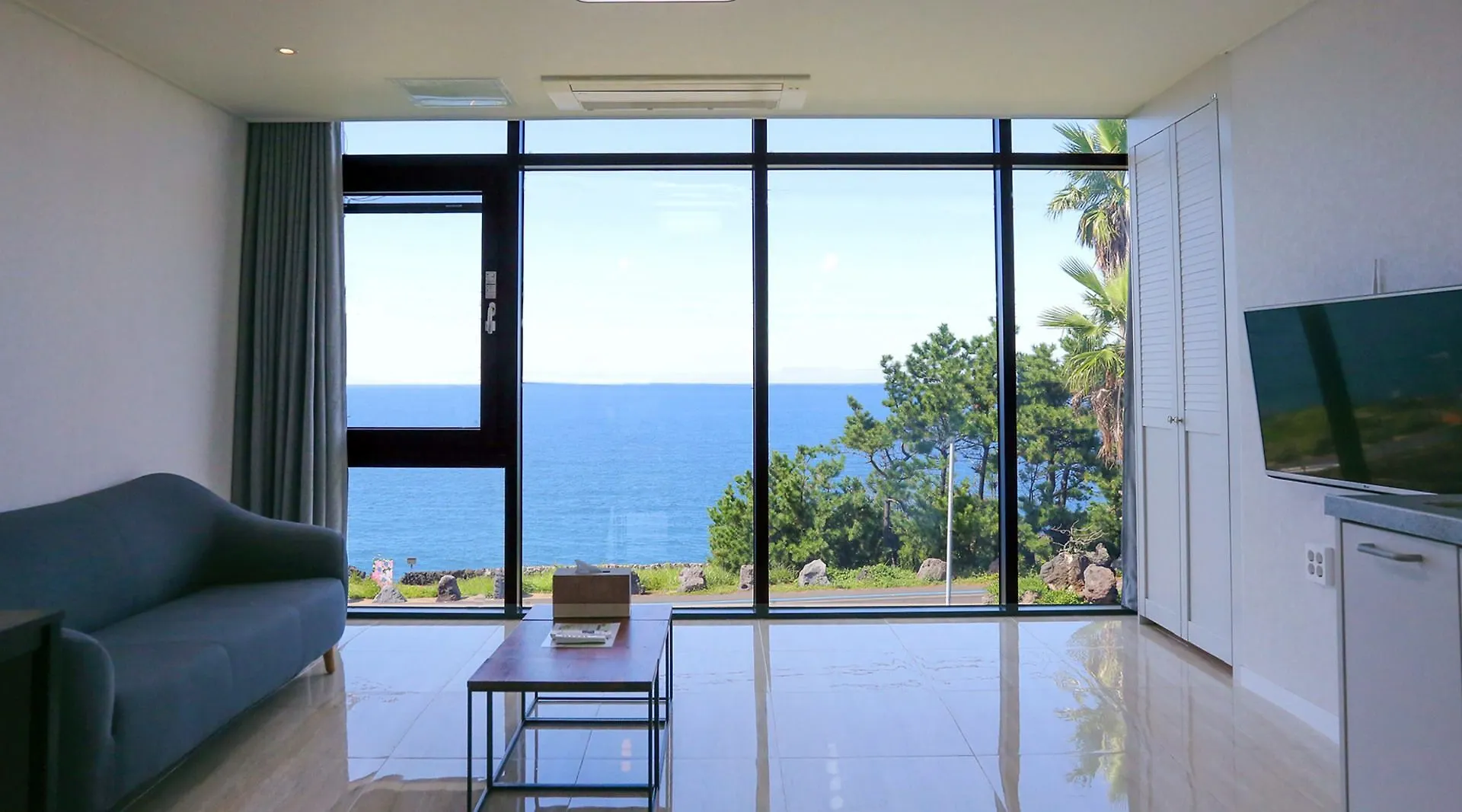 Plumeria Pension Jeju 0*,  South Korea